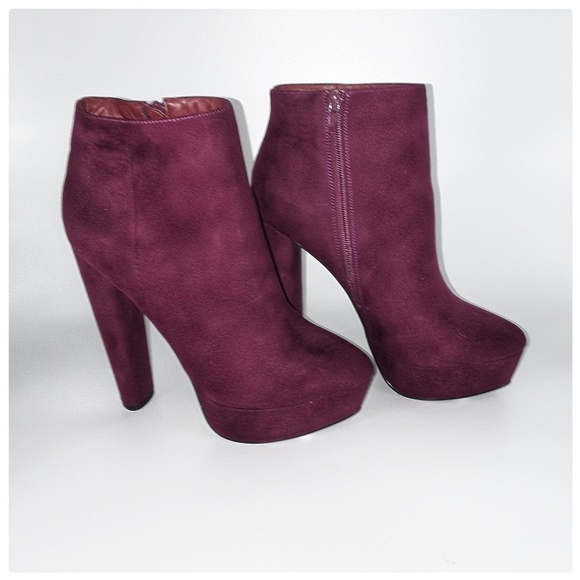 Shoe Dazzle Shoes - Suede Burgandy Booties